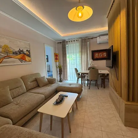 Iliria Apartment *